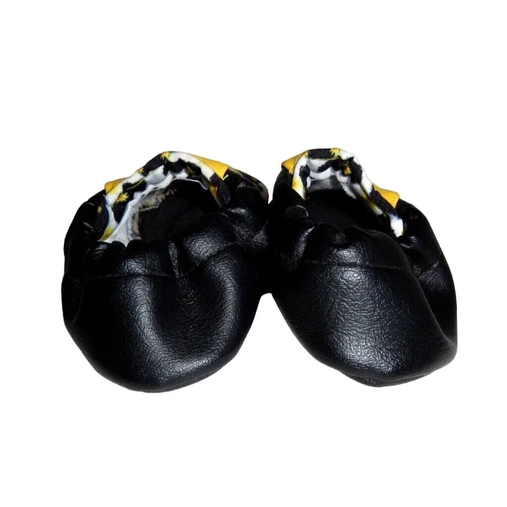 Moo Fields Toddler Child's Size 8 Moccasins Cow & Flower Print Handmade Non-Slip